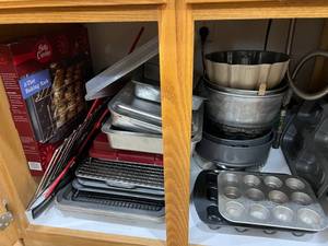 lot 119 image: Everything in Cabinet