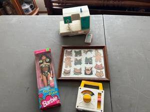 lot 183 image: Collectibles