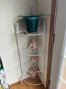 lot 204 image: Corner Shelf & Everything on It
