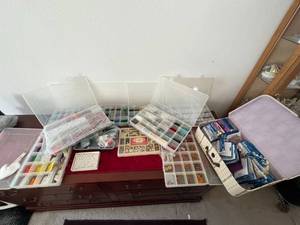 lot 265 image: Jewelry Making Supplies