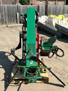 lot 3 image: 1997 Cushman Core Harvester