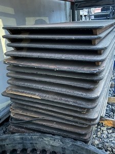 lot 19 image: Pallet Lot Of Used 30 x 8ft Folding Banquet Tables