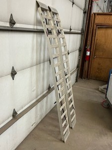lot 10 image: Set Of (2) 7ft Aluminum Loading Ramps