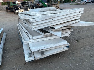 Commercial Cross-Flow Automotive Paint booth