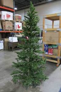 lot 19 image: 7 12 Foot Realistic Christmas Tree