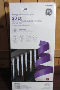 lot 30 image: GE Energy Smart Random Sparkle LED 20pc Twinkling Ice Crystal Icicle Set, 100ct, Crystal White