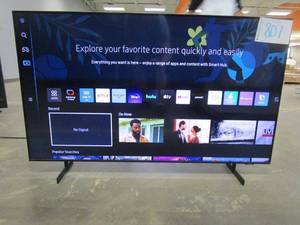 lot 807 image: Samsung - 55 Class 8000 Series LED 4K UHD Smart Tizen TV ModelUN55AU8000FXZA