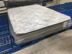 lot 8 image: Brand New Hampton & Rhodes 12 Pillow Top Queen Mattress