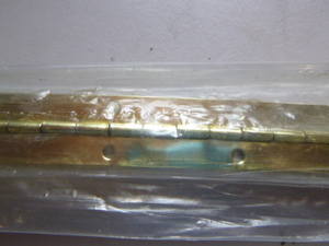 lot 35 image: 3 Continuous Hinges
