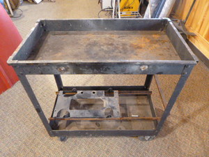 lot 39 image: Metal Shop Cart