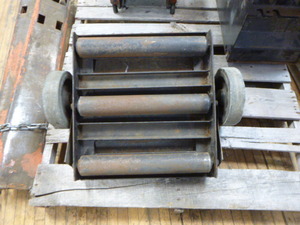 lot 51 image: Metal Linoleum Roller