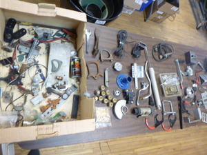lot 55 image: Garage Items