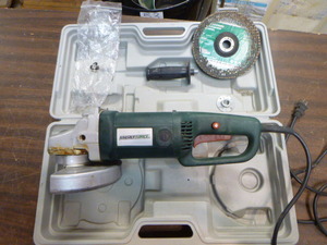lot 77 image: Masterforce Angle Grinder