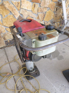 lot 15 image: Robin (Jumping Jack) Compactor