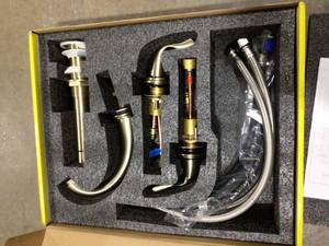 Aurora Decor ABA deck-mount 8 in. Widespread Double Handle Bathroom Faucet Drain Kit Included in Brushed Gold (1-Pack)   Customer Returns See Pictures
