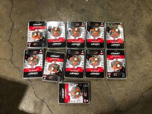 lot 32 image: Lot of Coast FL75 435 Lumen Dual Color LED Headlamp with Twist Focus Customer Returns See Picutures