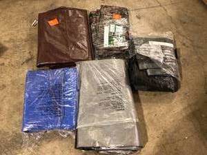 lot 46 image: Lot of Assorted Tarps Various Models and Conditions Customer Returns See Picutures