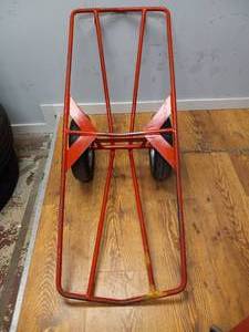 lot 48 image: CARPET DOLLY