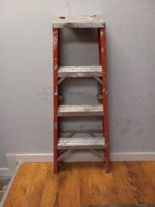 lot 53 image: WERNER LADDER