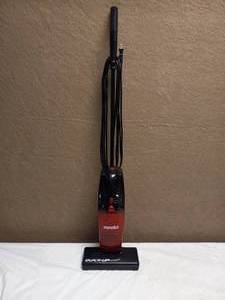 lot 54 image: EUREKA 2-IN-1 QUICK UP BAGLESS VACUUM