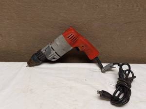 lot 61 image: MILWAUKEE CORDED DRILL