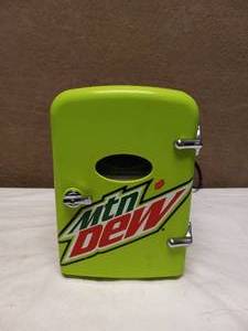 lot 72 image: MOUNTAIN DEW 6 CAN MINI COOLER