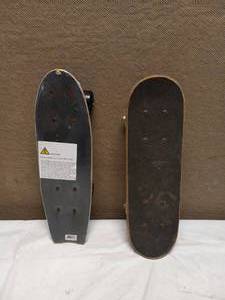 lot 78 image: 2 SMALL SKATEBOARDS