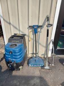 lot 84 image: POWR-FLITE COMMERCIAL CARPET CLEANER