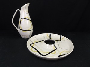 lot 18 image: Lot of 4 Misc. Red Wing Pottery Pieces