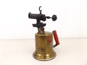 lot 98 image: Antique Brass Blowtorch