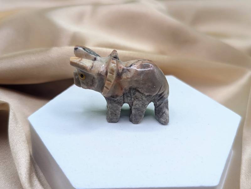 NEW - Animal Figurine EXAMPLE CUT SHOWN - VARIOUS COLORS AND PATTERNS (May select on pickup first come first choice)