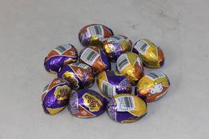 12 Cadbury Caramal Eggs