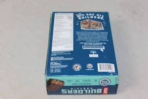 Box of 12 Cliff Builders Protein Chocolate Mint Bars Best By 62023
