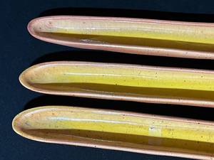 lot 72 image: Vintage McCarty Carnevale Olive 16 Canoe Dish set of 3 - Signed