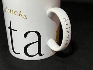 lot 74 image: Atlanta Starbucks Cup - City Mug Collector Series