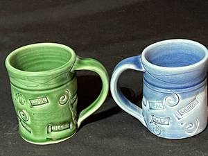 lot 57 image: Studio Pottery Mugs by Bob and Cheryl Husby