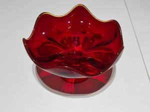 lot 38 image: Vintage Viking Art Glass Ruby Red Compote Candy Dish