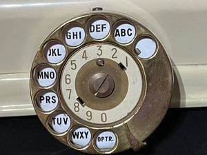 lot 35 image: Vintage Rotary Phone
