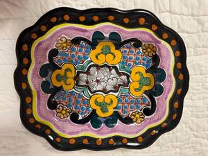 lot 44 image: Mexican Pottery and Wood Animals