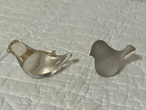 lot 102 image: Candles and Bird Decorations