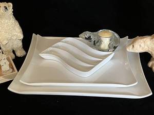 lot 111 image: 3 White Modern Serving Dishes and Polar Bear Decorations