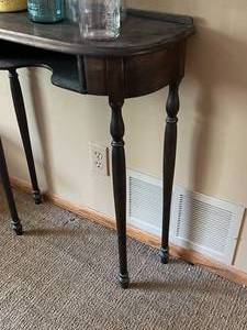 lot 59 image: Vintage Webster Wood Side Table and Dcor