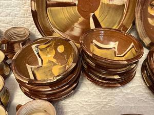 lot 95 image: Large Pottery Dish Set - Signed