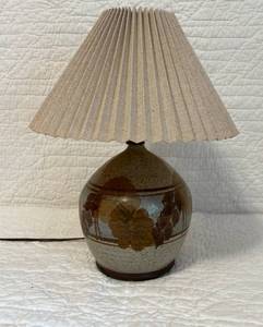 lot 98 image: Pottery Lamp with Shade