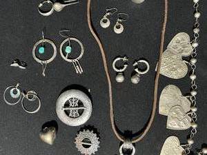 lot 123 image: Silver & Silver Toned and Turquoise Jewelry