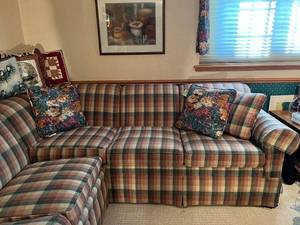 lot 141 image: Sectional Couch with Hideaway bed