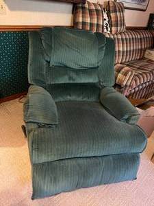 lot 139 image: Green Recliner
