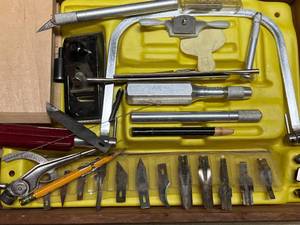 lot 167 image: X-acto Knife and Tool Set