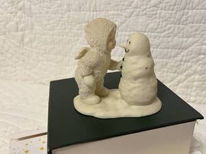 lot 196 image: Lot of Dept. 56 Snow Babies