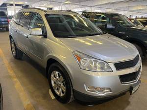 2010 Chevrolet Traverse LT FWD